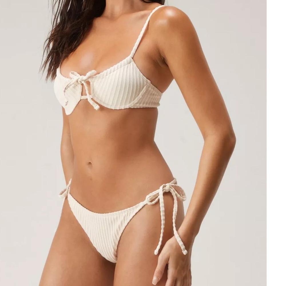Premium Ribbed Ruched Tie Underwire Bikini Set